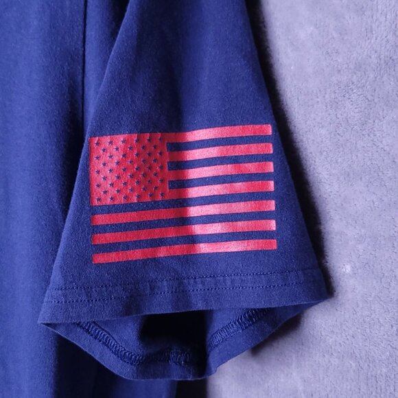 Under Armour Mens Navy T-Shirt With Red Stars & Stripes Logo Large HeatGear - Picture 3 of 7